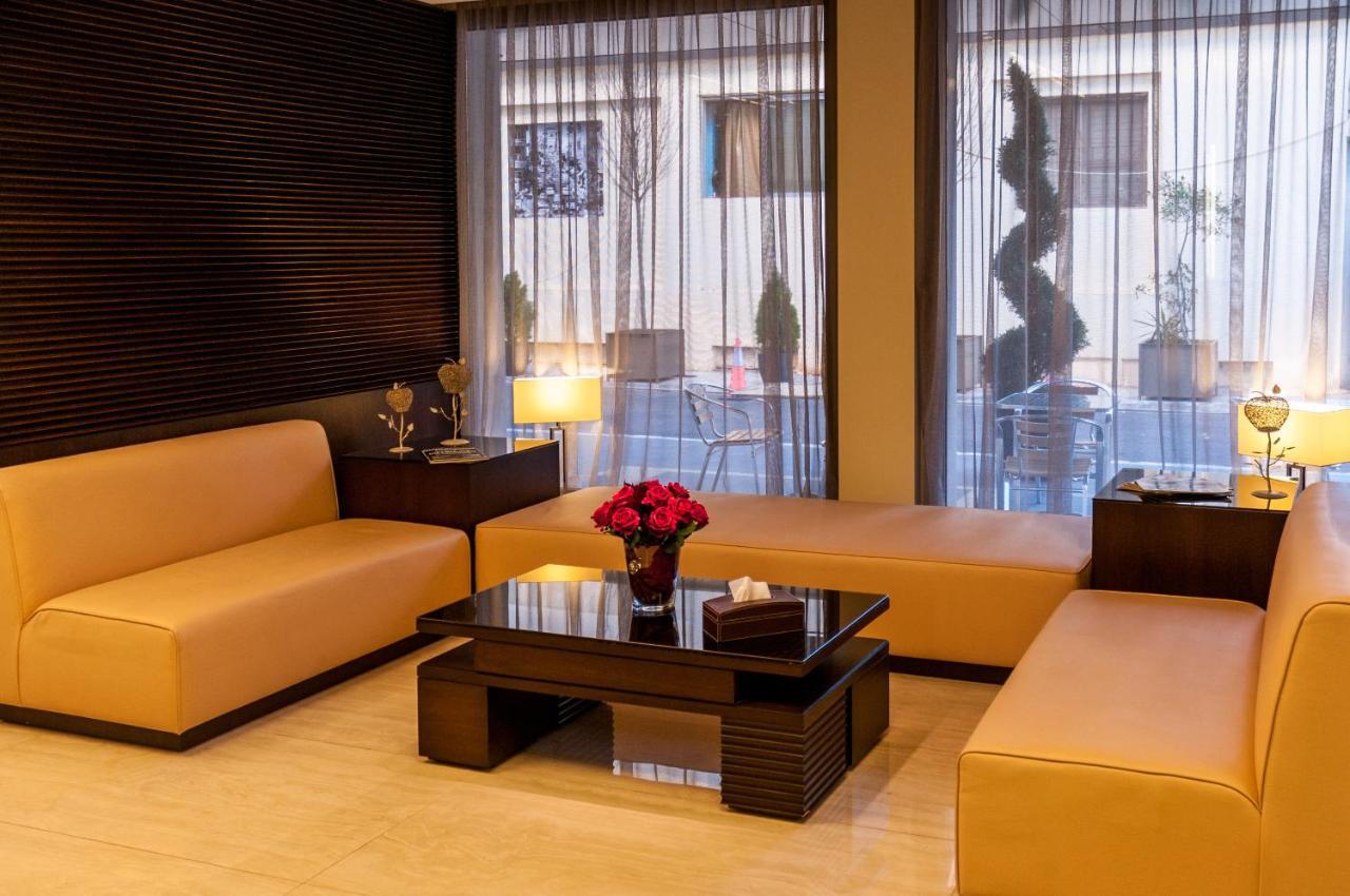 The Parisian Hotel 베이루트 외부 사진